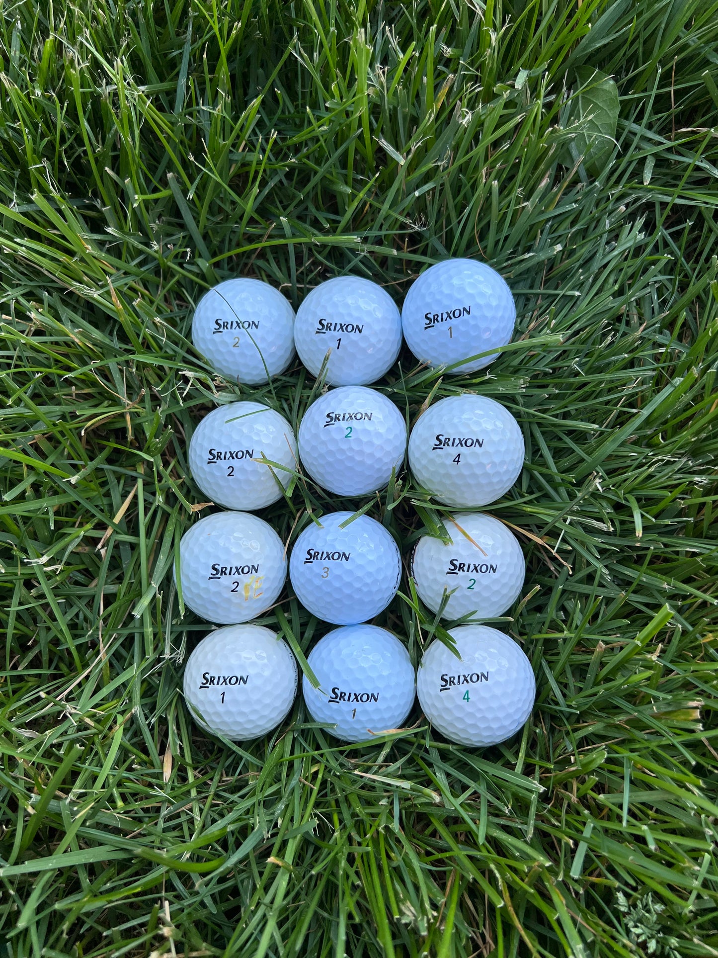 Dozen Srixon Mix